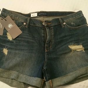New 16 rock republic shorts